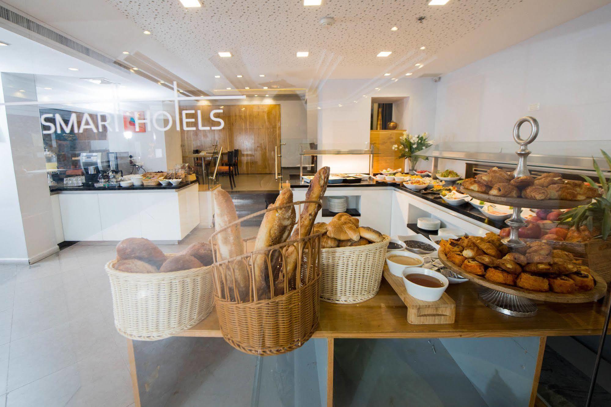 Montefiore Hotel By Smart Hotels Jérusalem Extérieur photo
